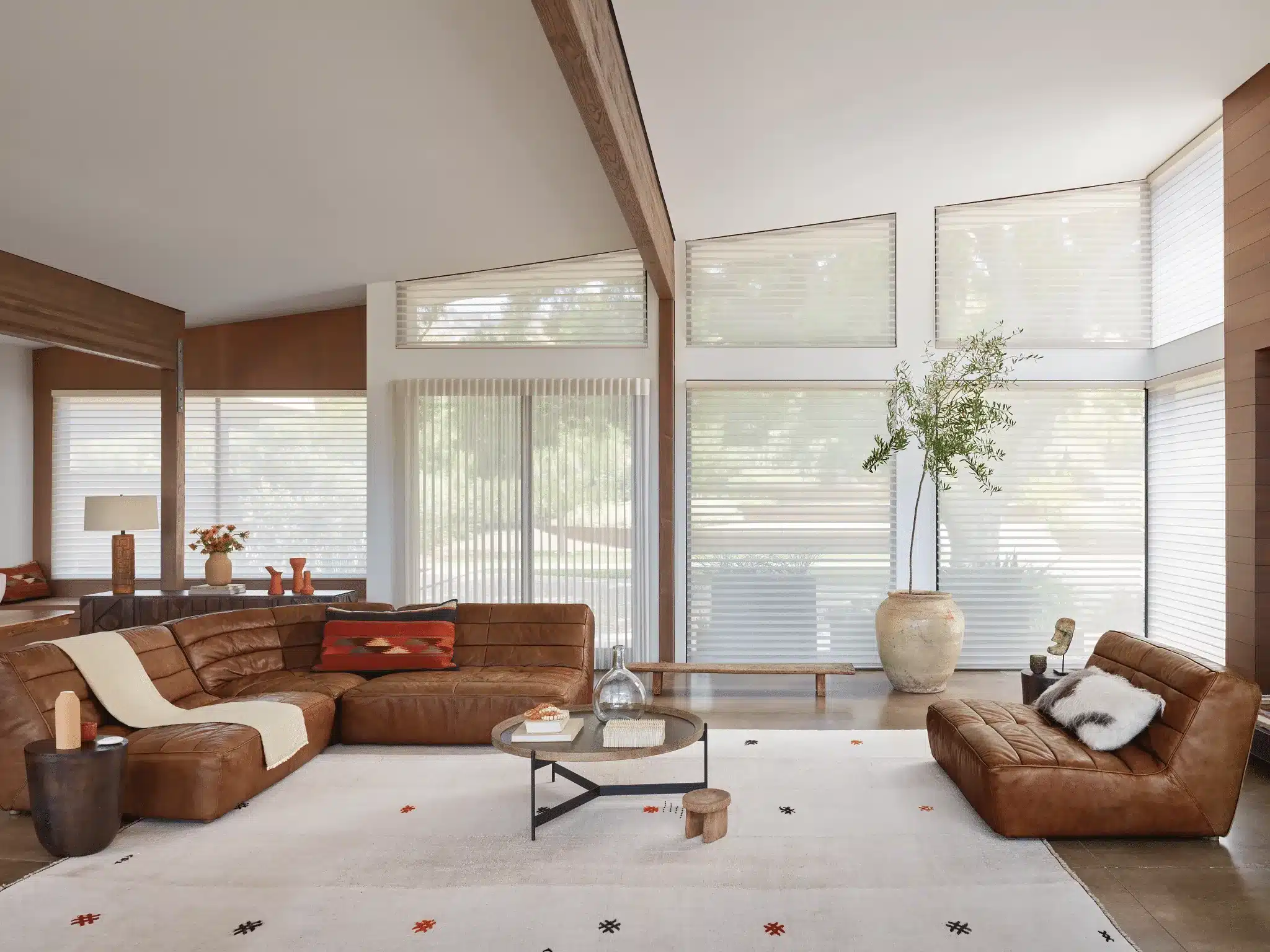 2020_WHS_Stria_PV_Living-Room_Bench 2020 WHS Stria PV Living Room Bench
